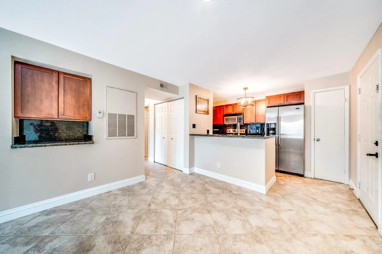 1885 Palm Cove Boulevard, #10-208