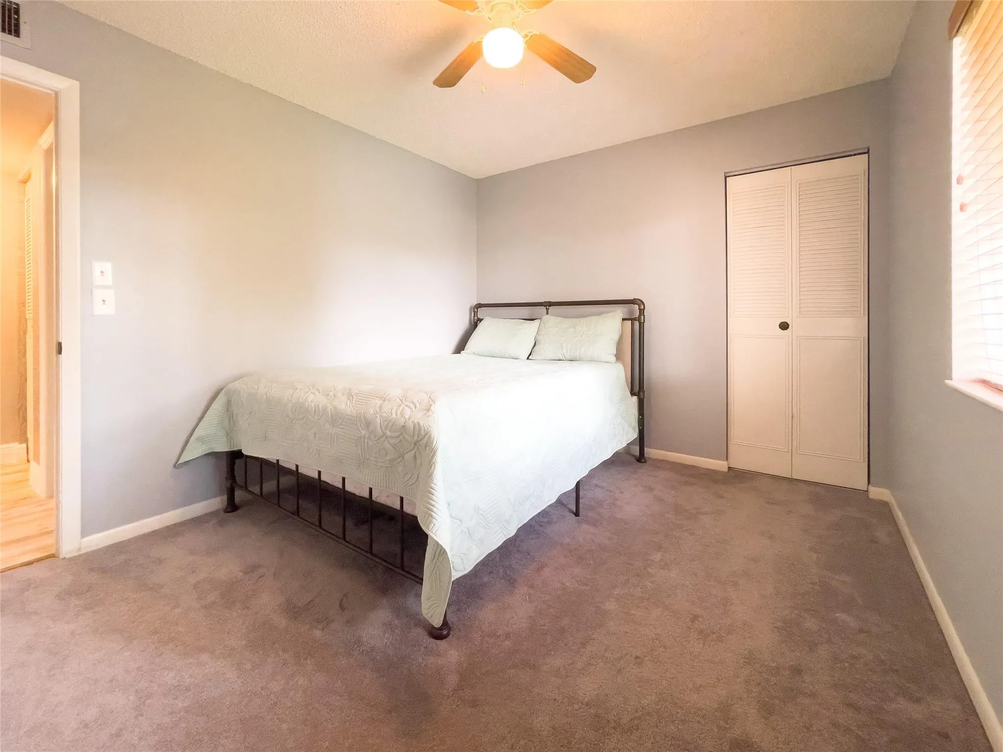 340 Knotty Pine Cir, #B2