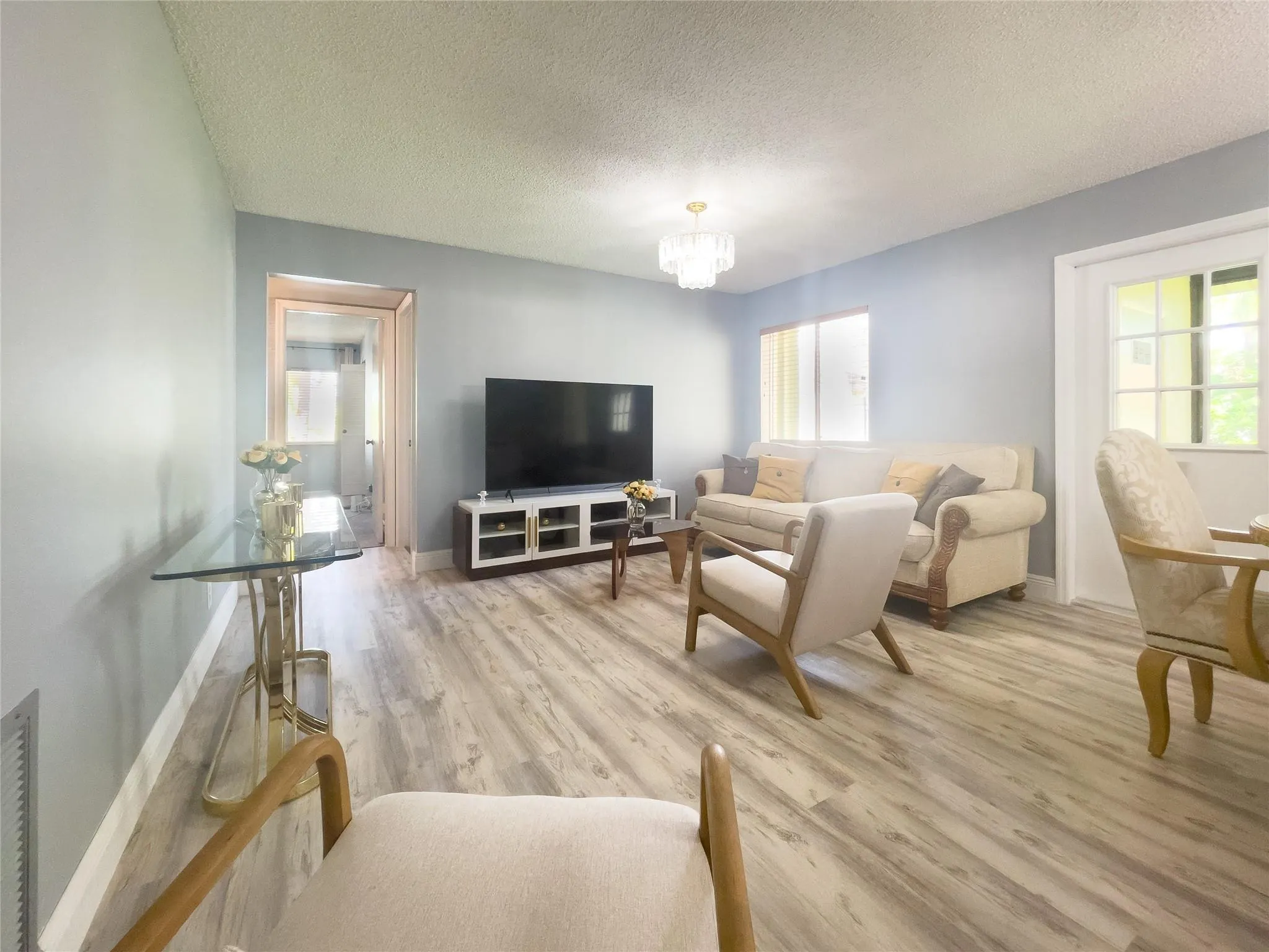 340 Knotty Pine Cir, #B2