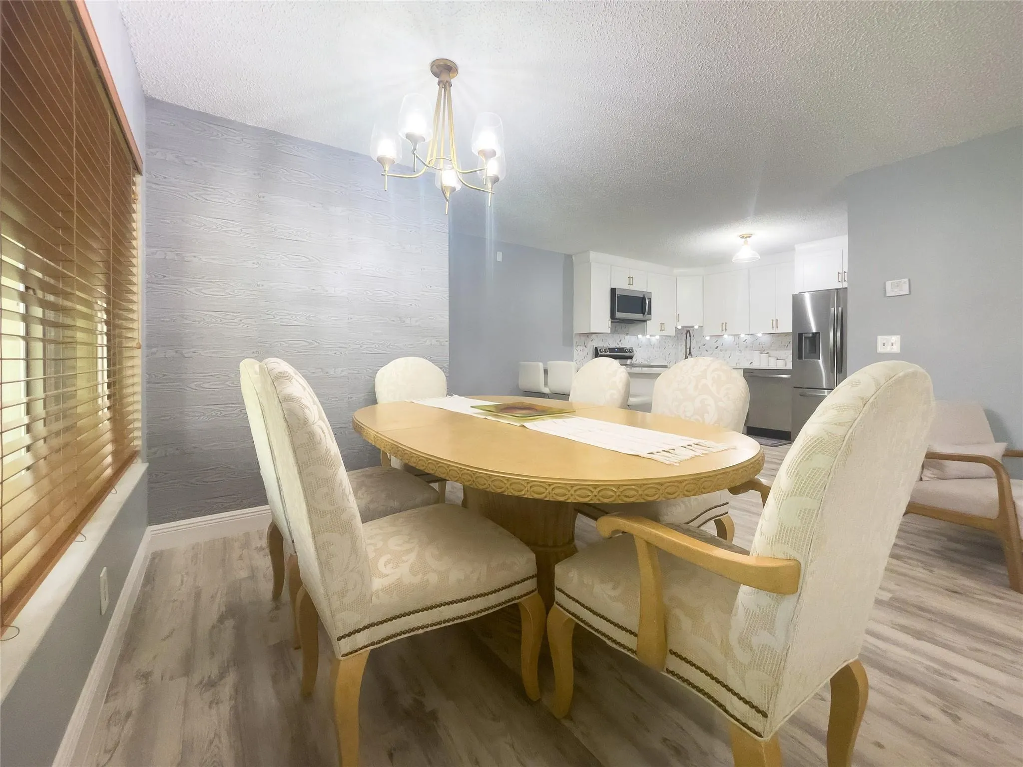 340 Knotty Pine Cir, #B2