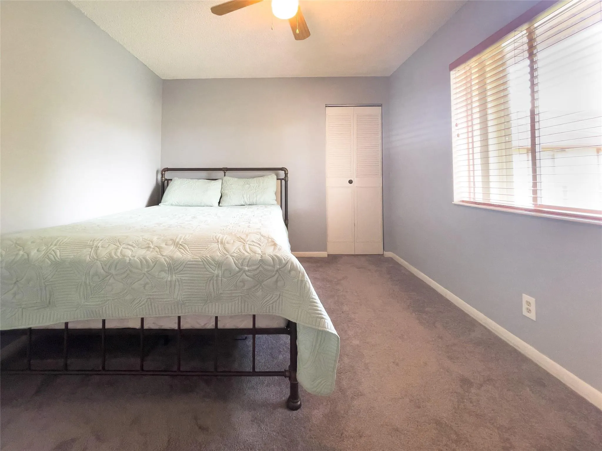 340 Knotty Pine Cir, #B2