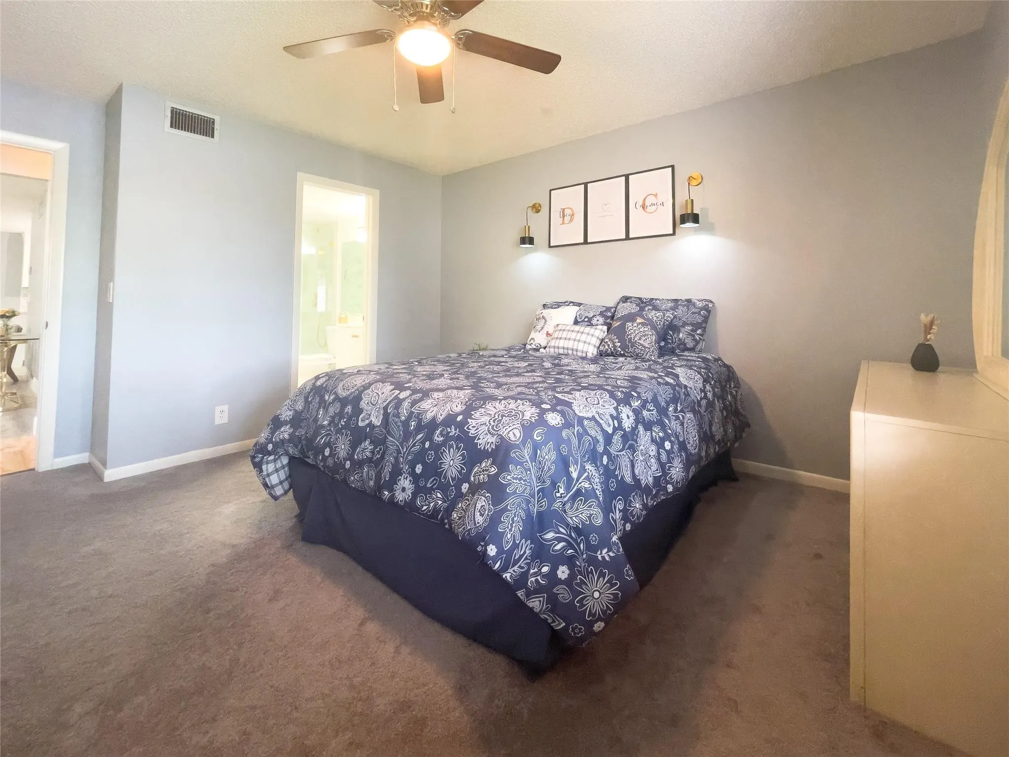 340 Knotty Pine Cir, #B2