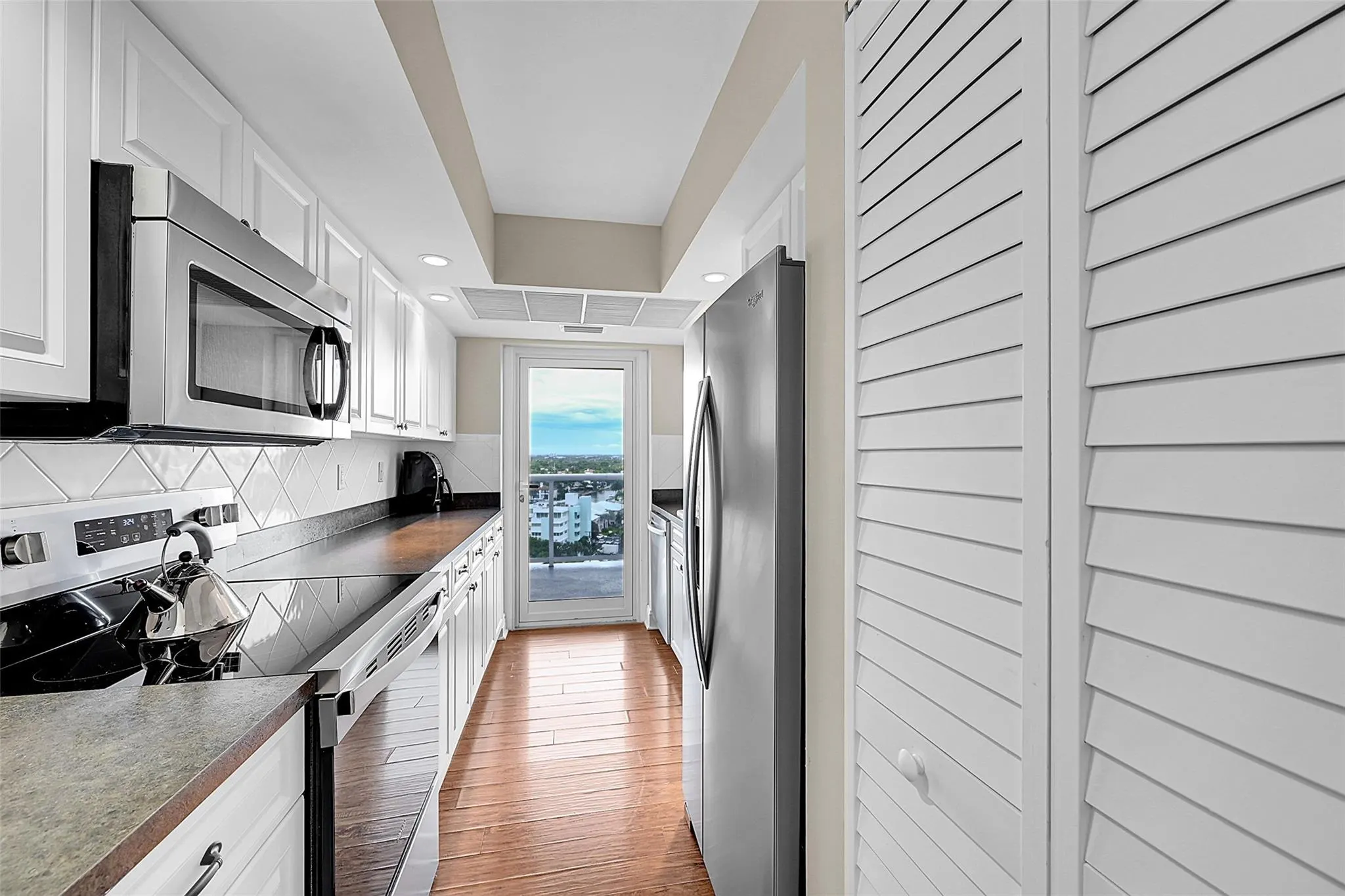 2841 N Ocean Blvd, #1405