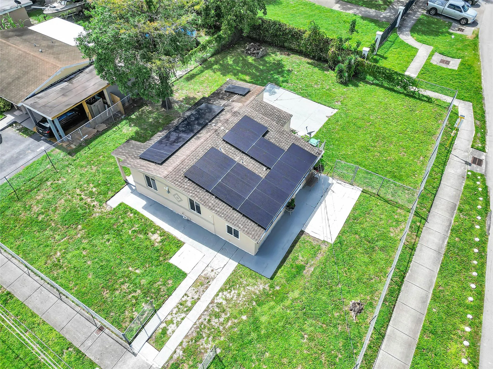891 NW 34th Ter