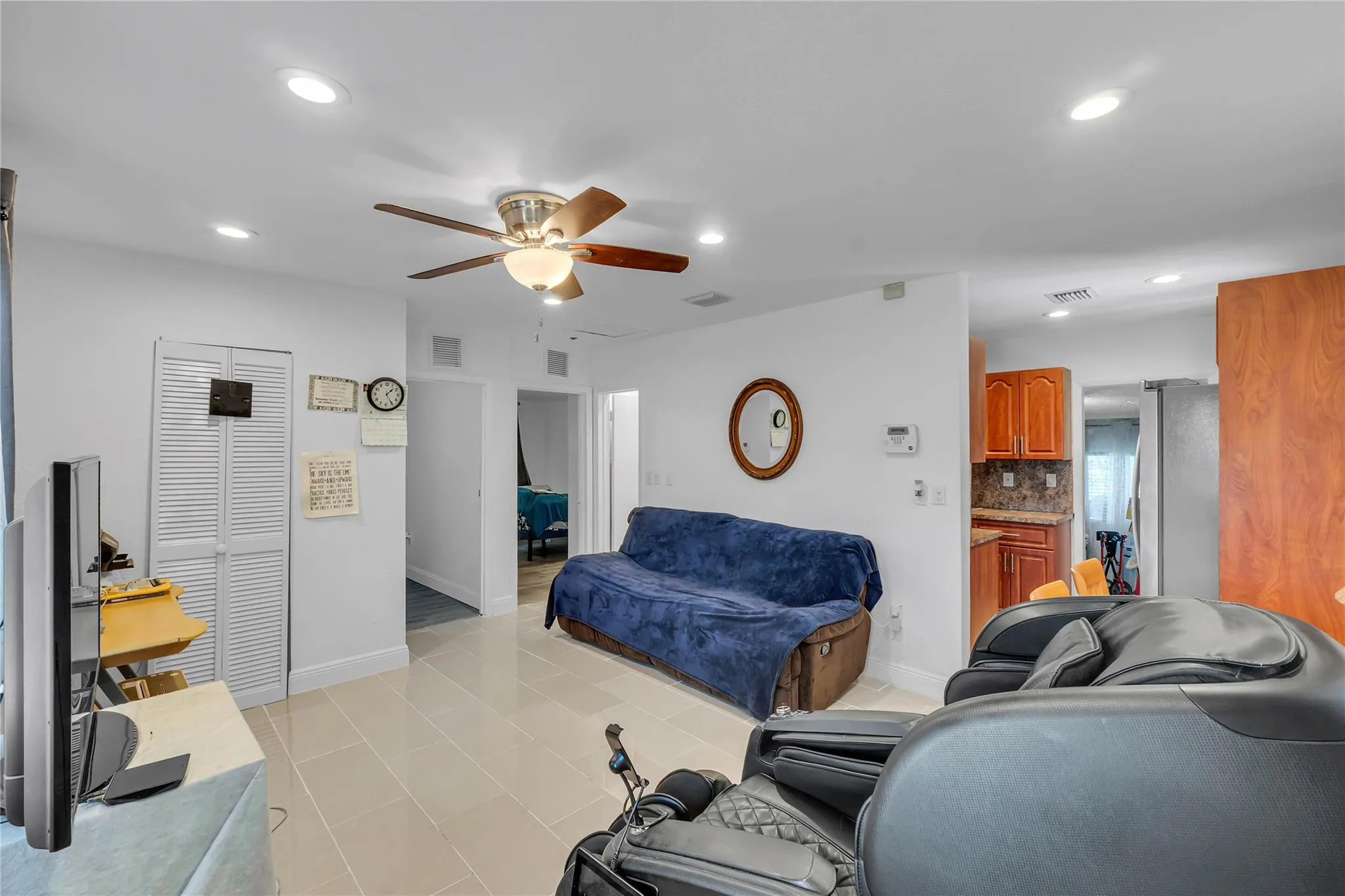 891 NW 34th Ter