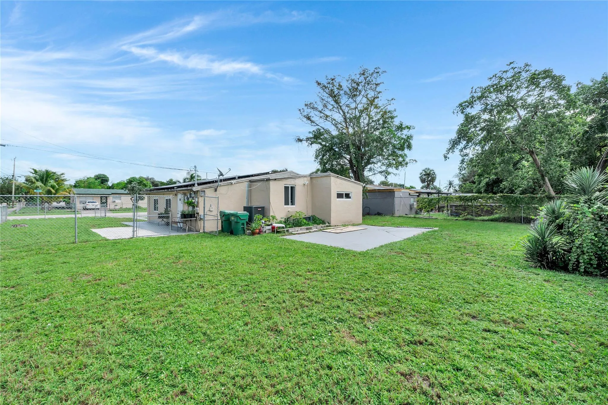 891 NW 34th Ter
