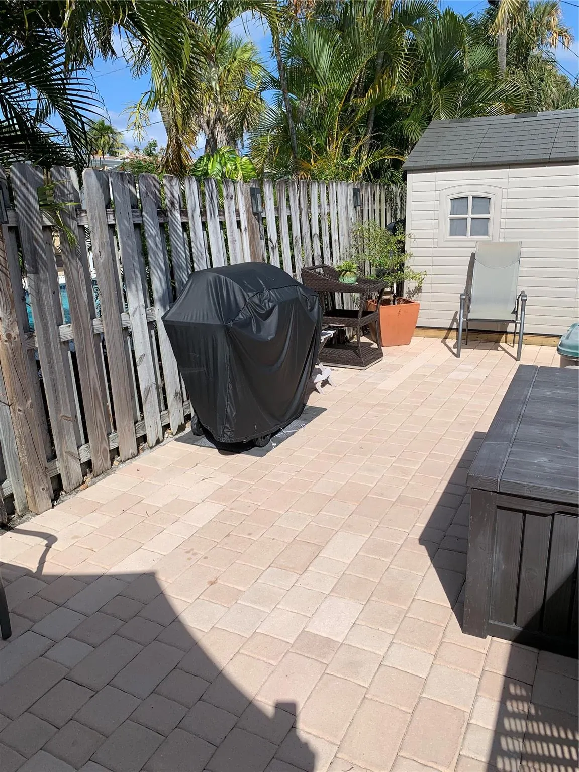 3205 Marine Dr
