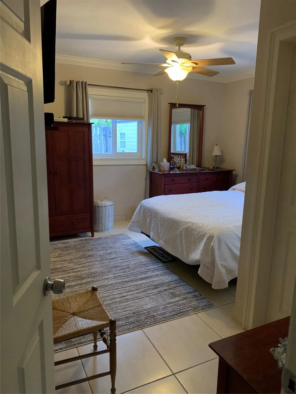 3205 Marine Dr