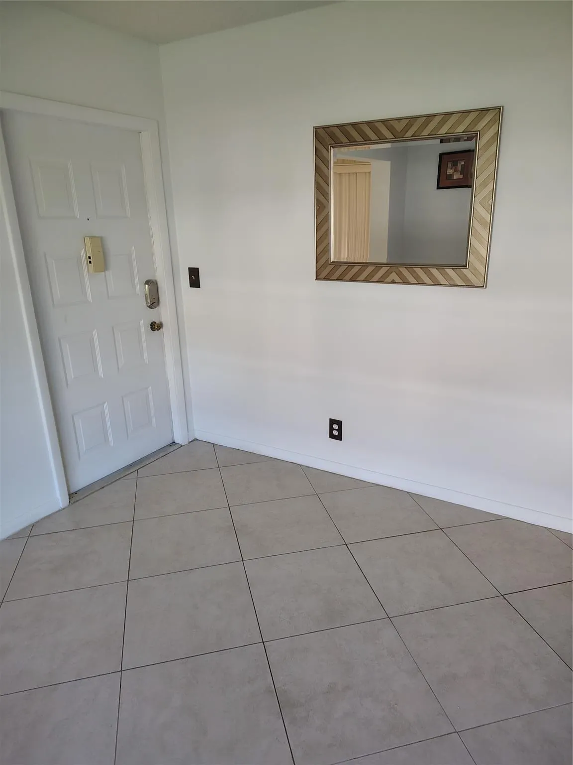 5245 NW 3rd St, #D