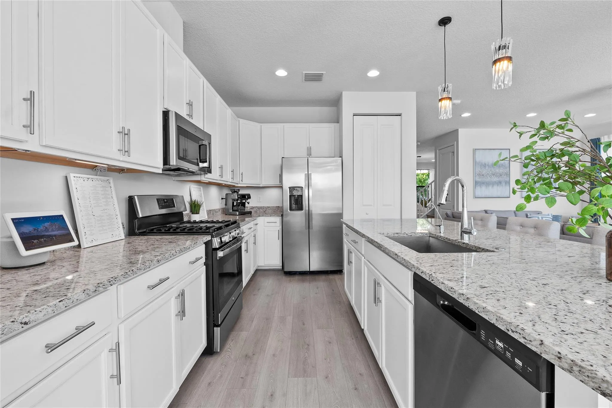 7151 Villamar Way
