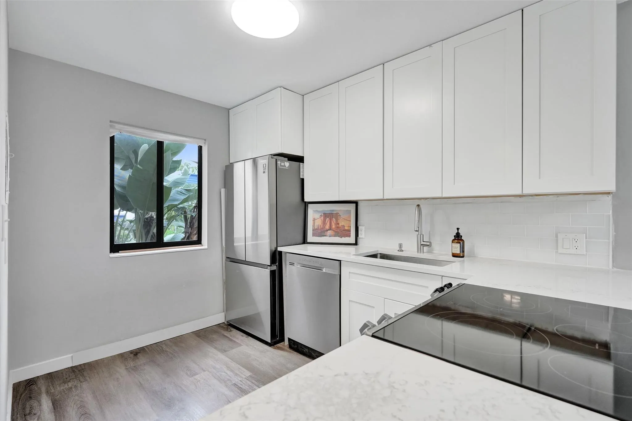 4539 Luxemburg Ct, #201