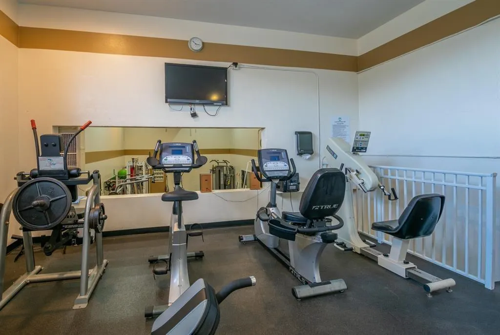 630 Tennis Club Dr, #307