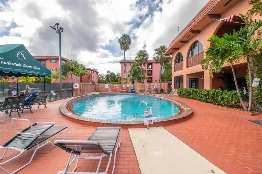 630 Tennis Club Dr, #307