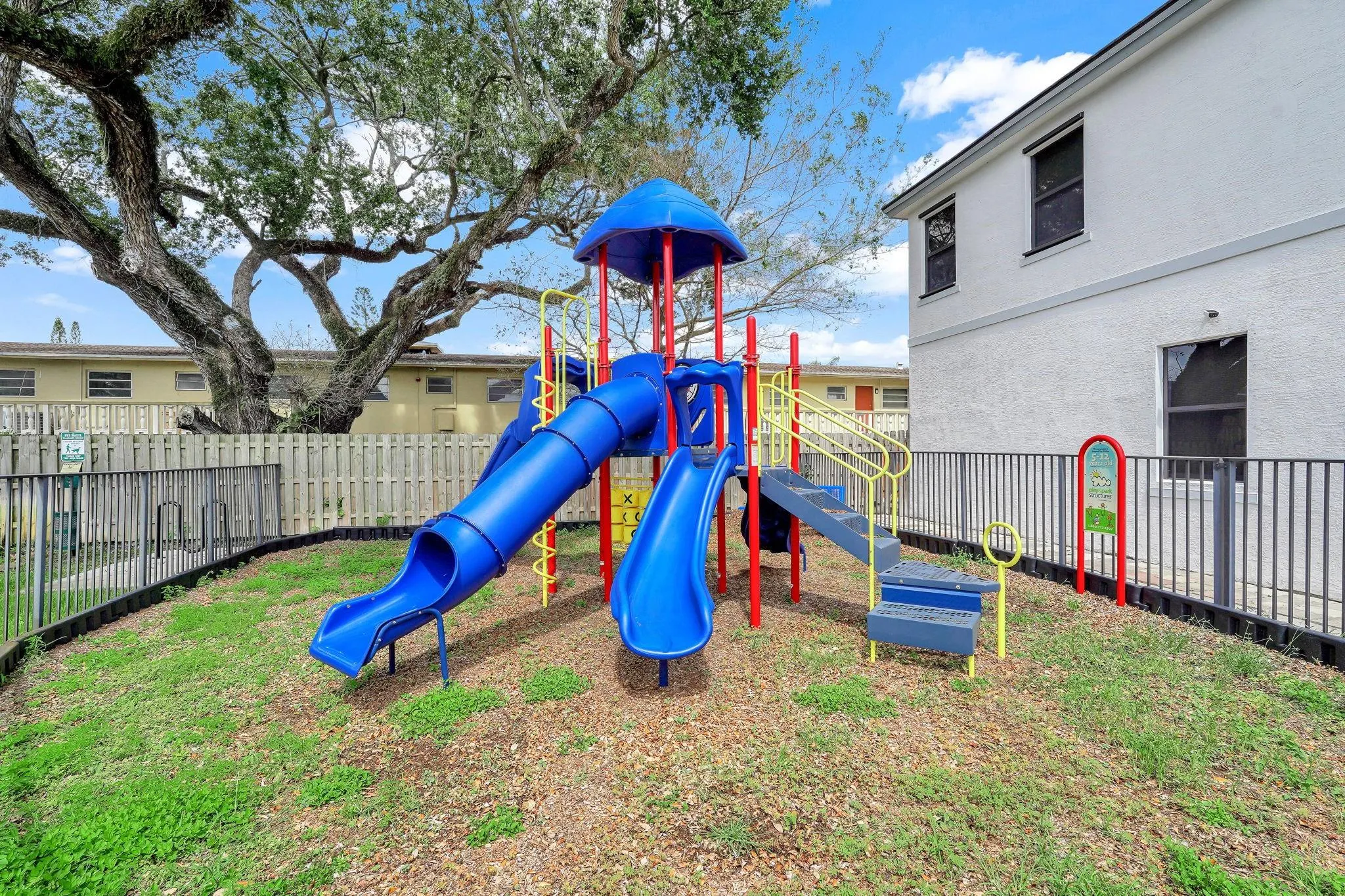 1901 SW 5th Ct