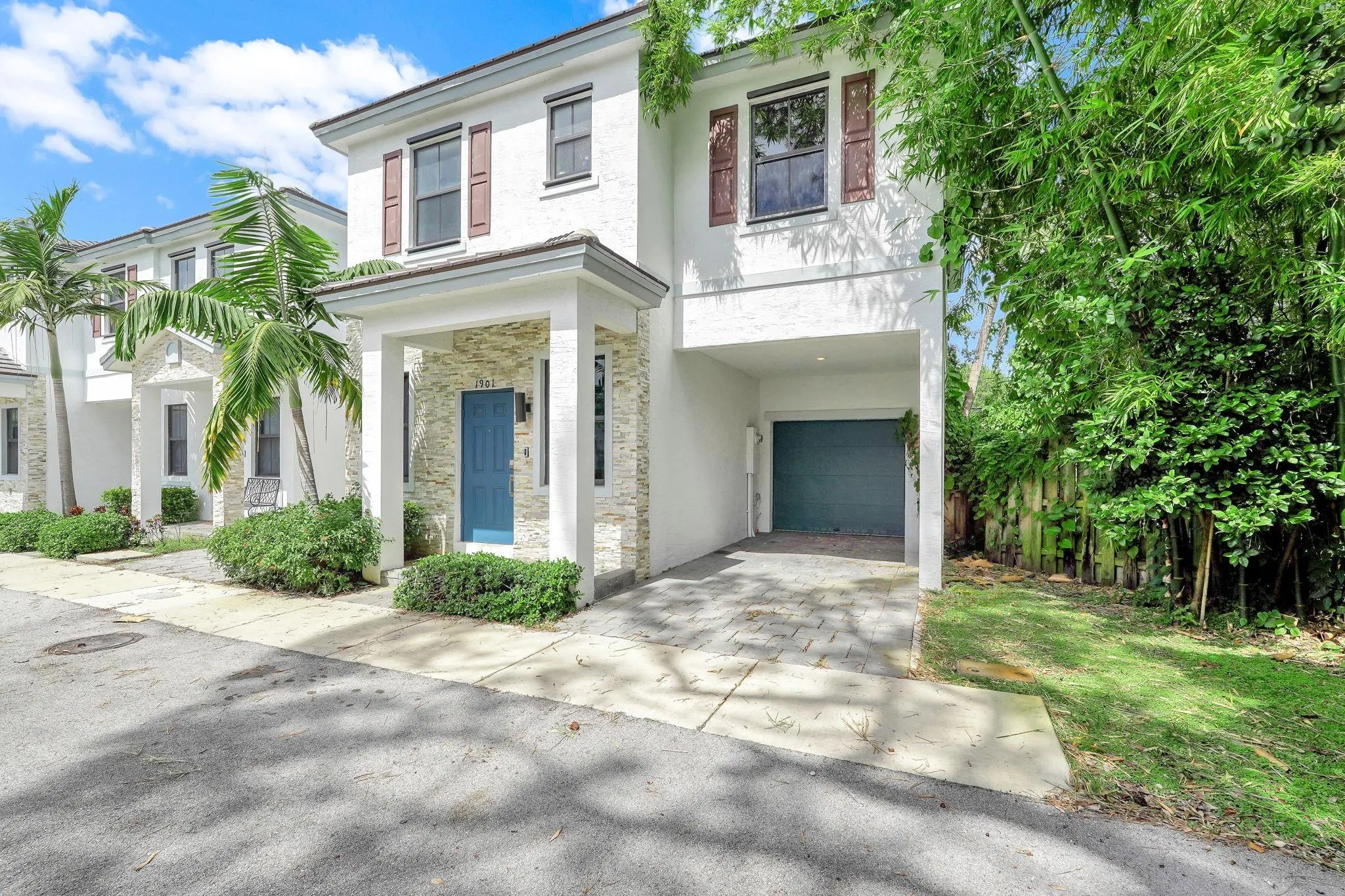1901 SW 5th Ct
