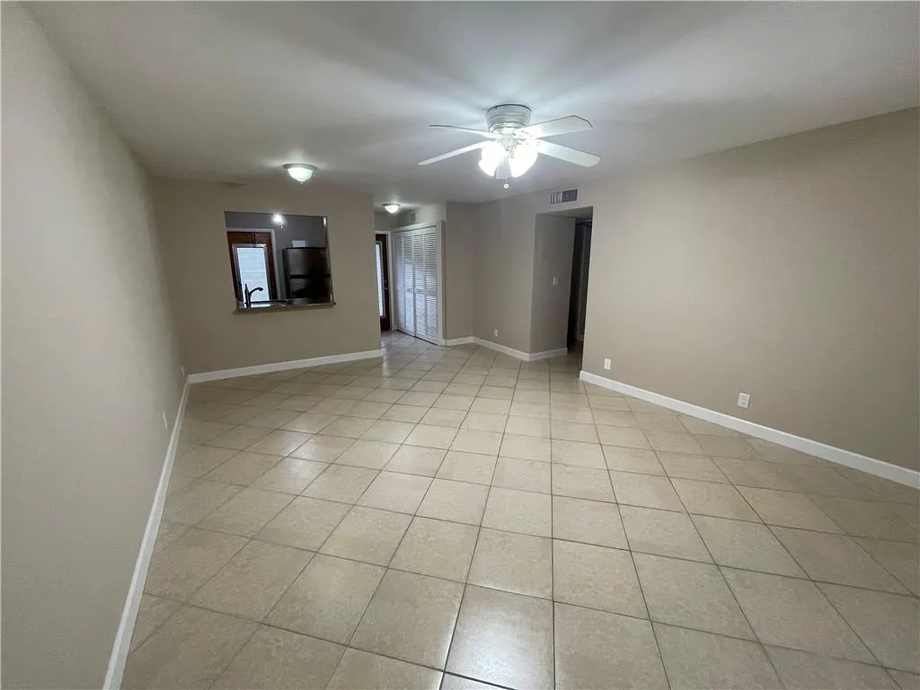 550 SE 2nd Ave, #G5