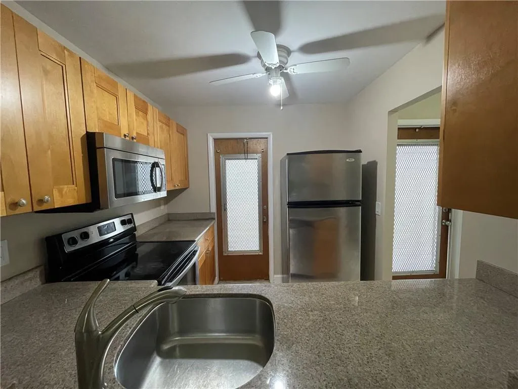 550 SE 2nd Ave, #G5