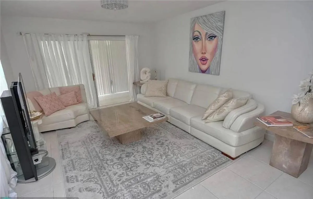 1225 NW 21st St, #3507