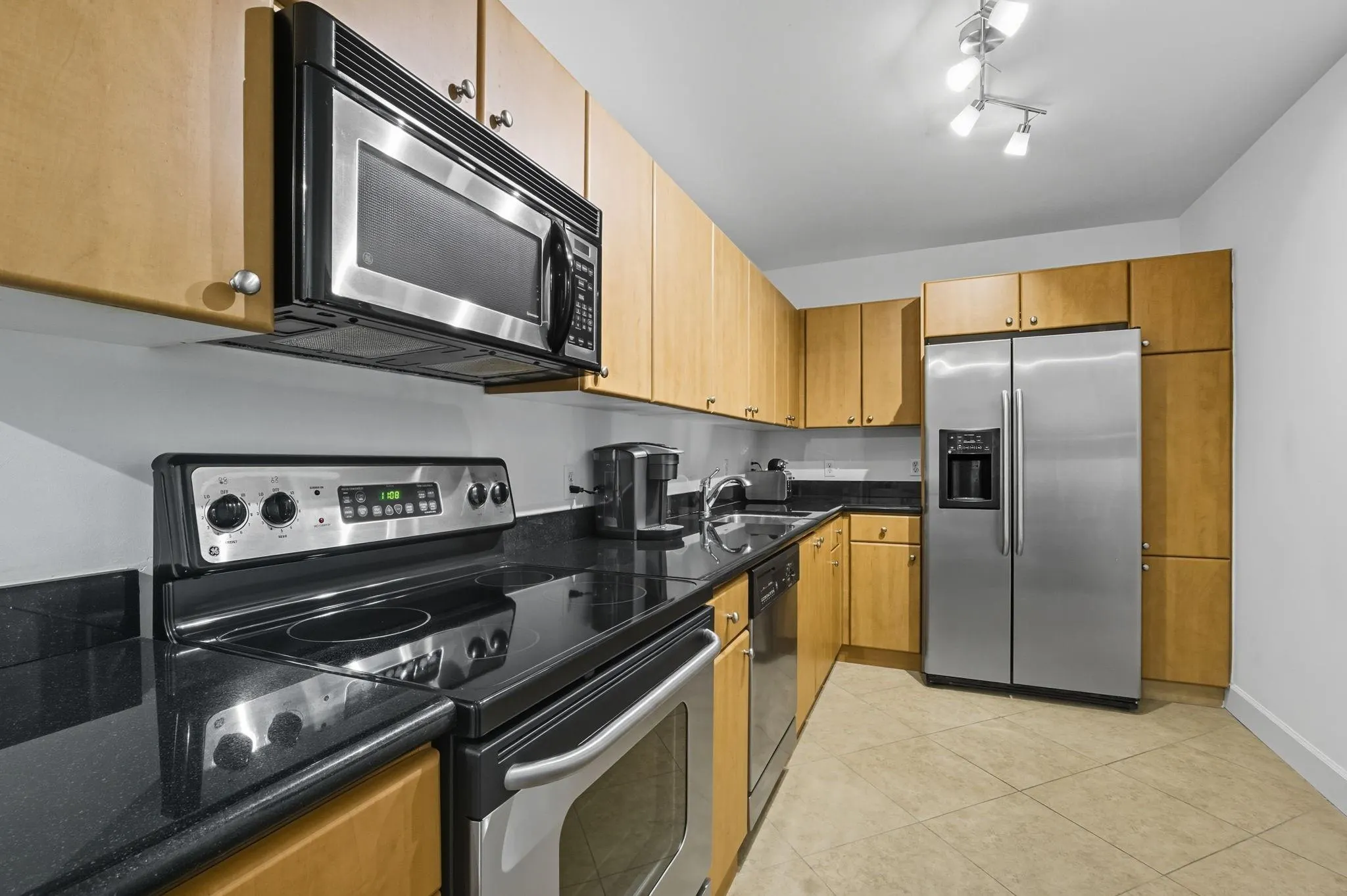 401 69th St, #1613