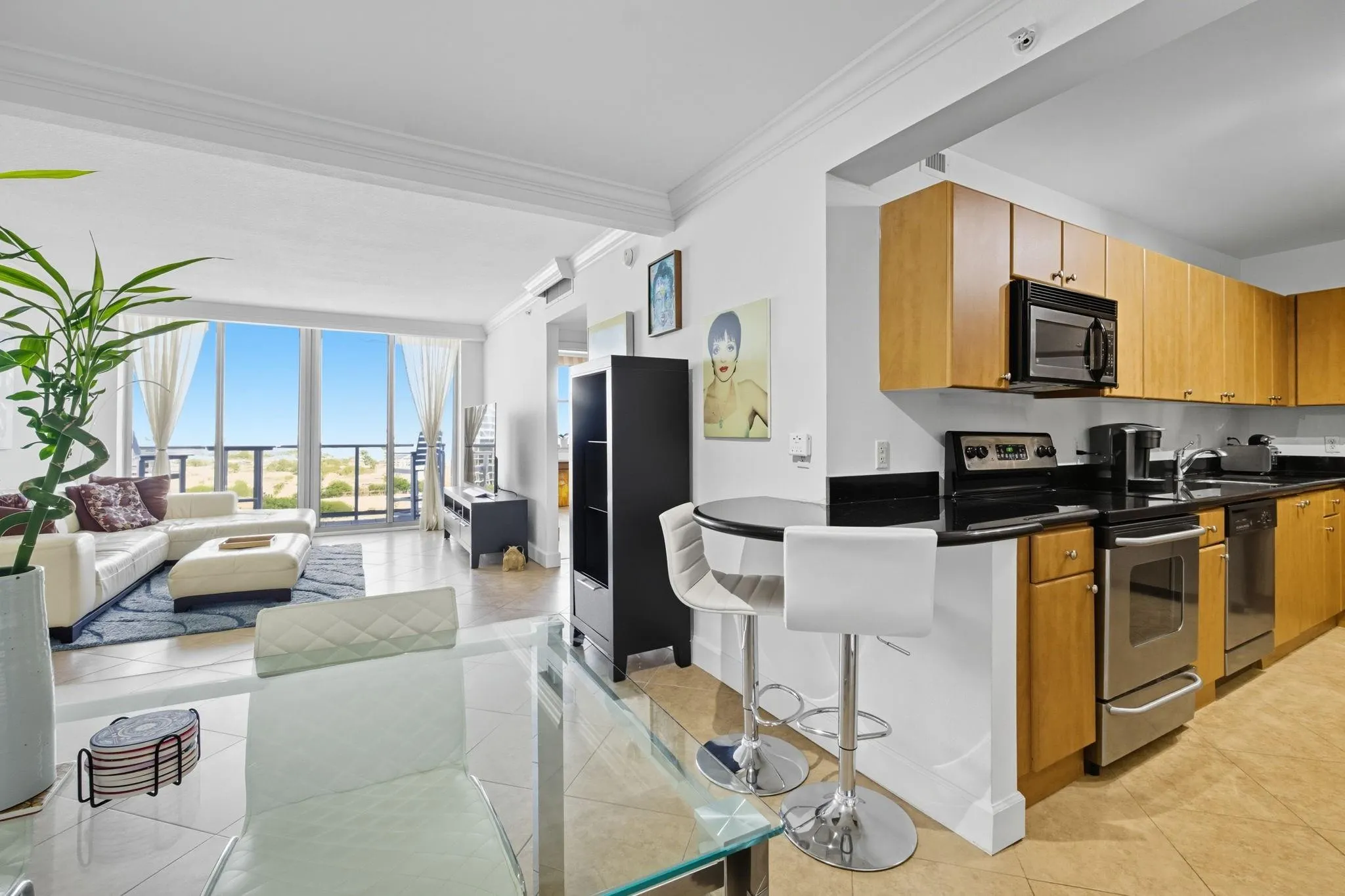 401 69th St, #1613