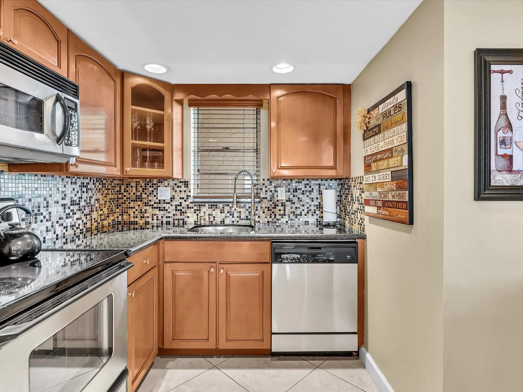 3300 W Rolling Hills Cir, #705