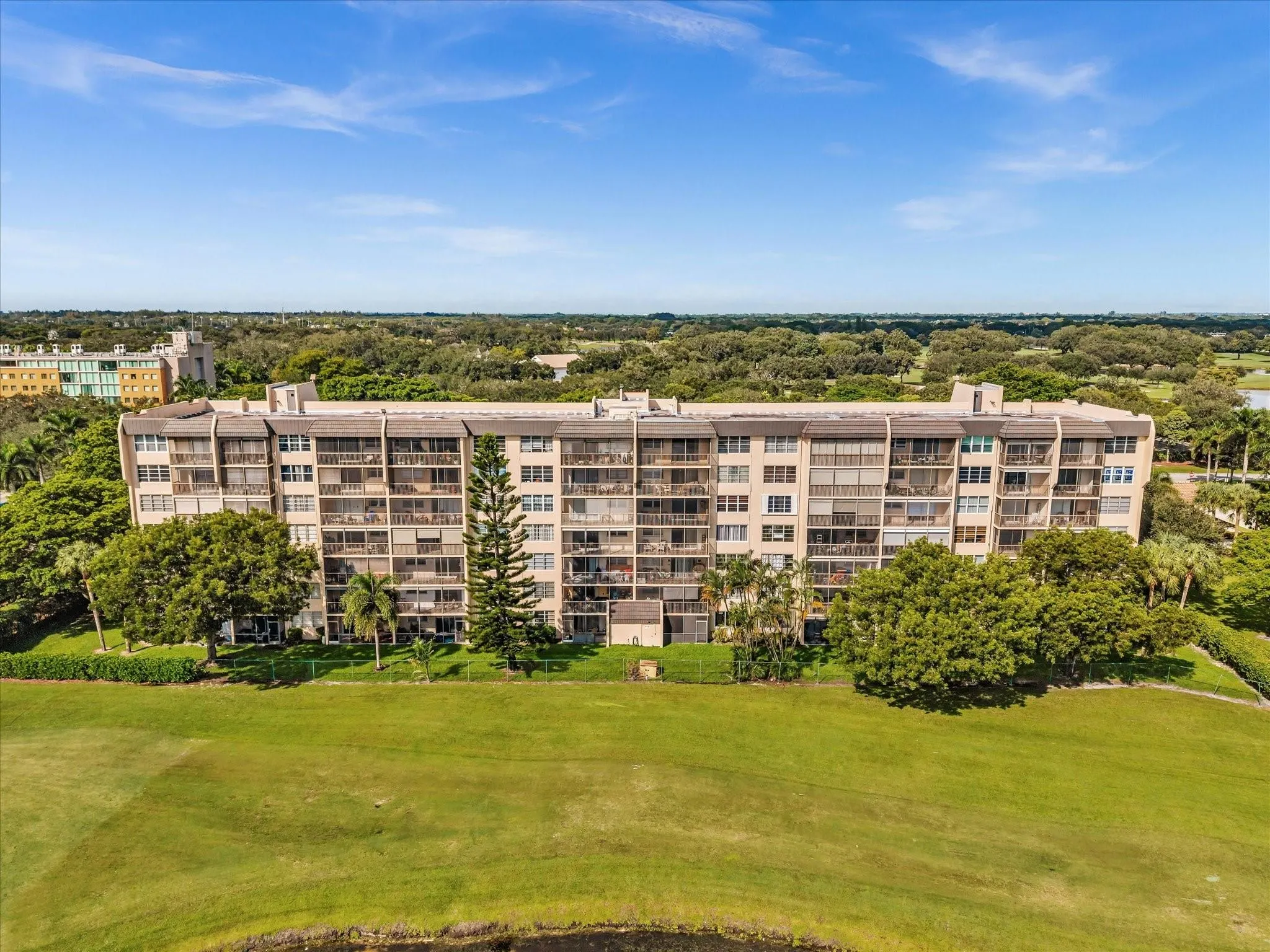 3300 W Rolling Hills Cir, #705