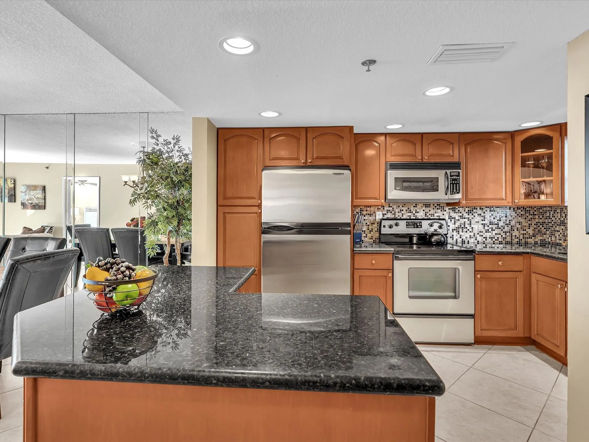 3300 W Rolling Hills Cir, #705