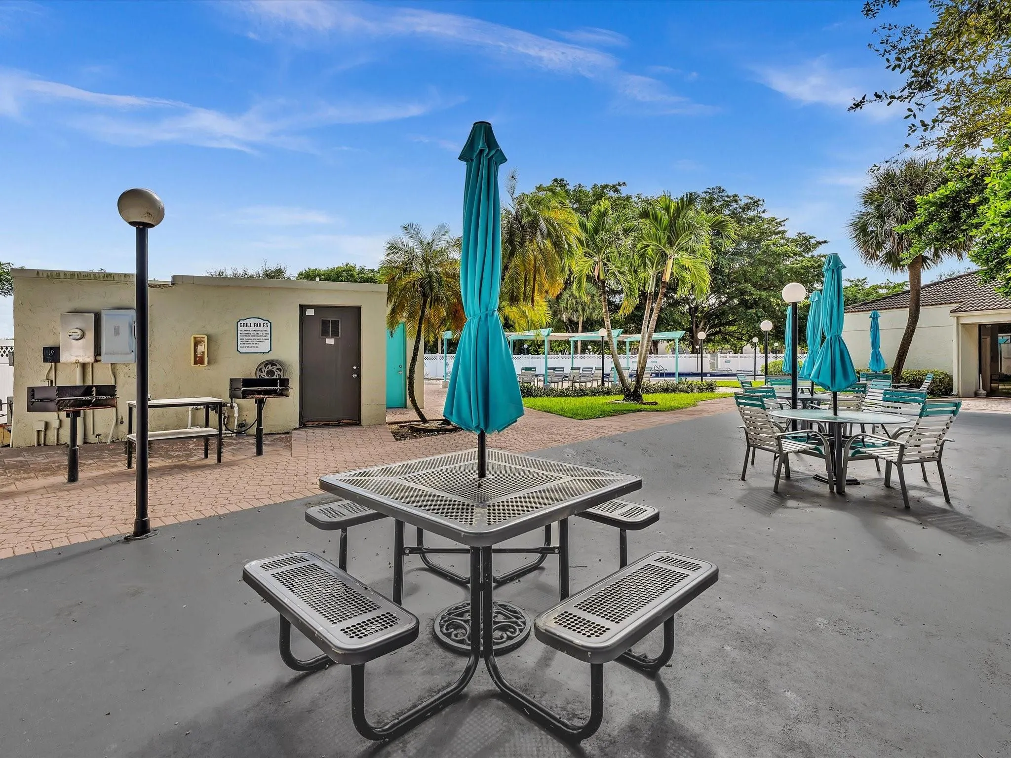 3300 W Rolling Hills Cir, #705