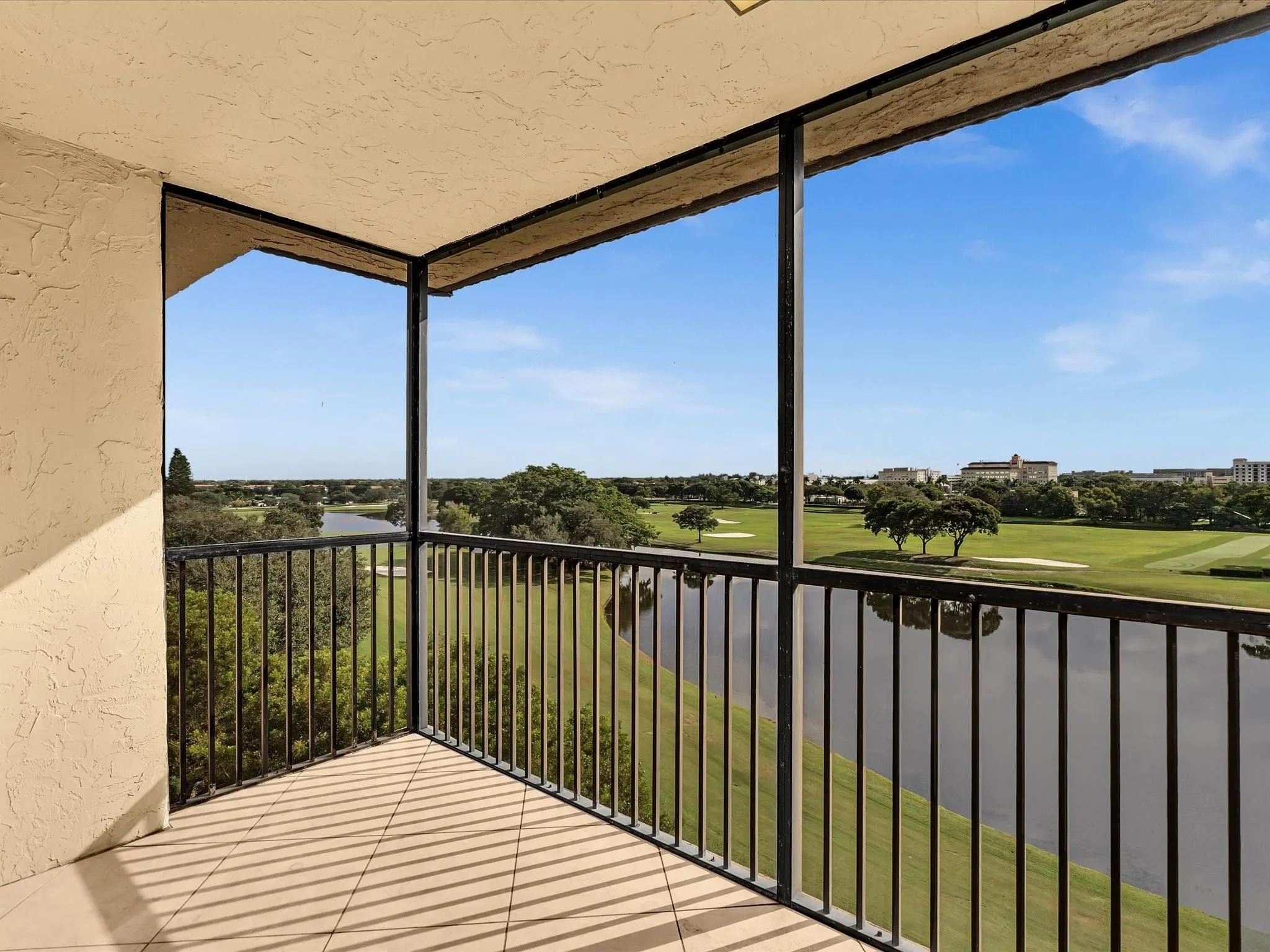 3300 W Rolling Hills Cir, #705