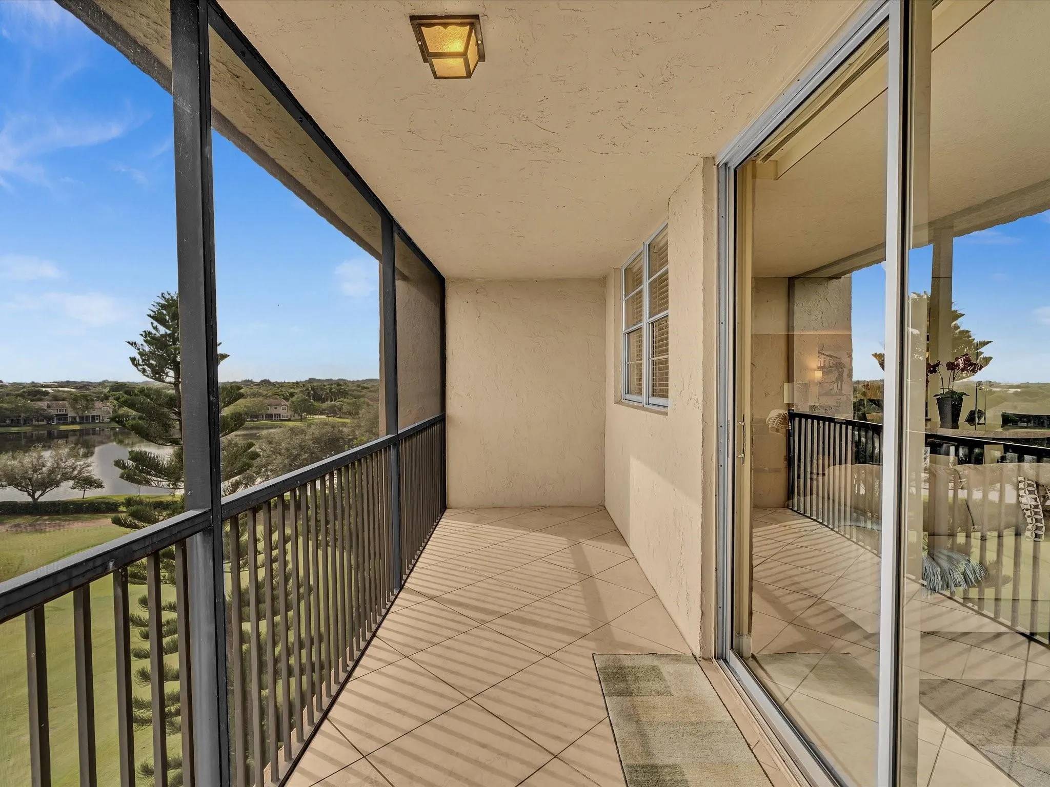 3300 W Rolling Hills Cir, #705