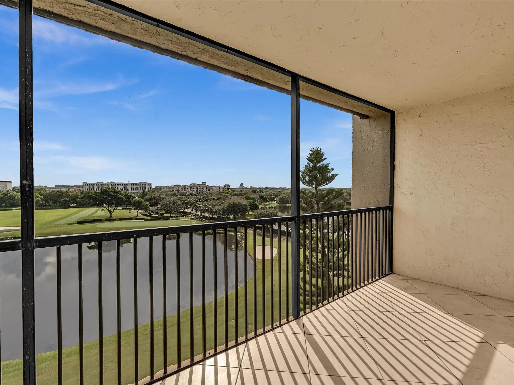3300 W Rolling Hills Cir, #705