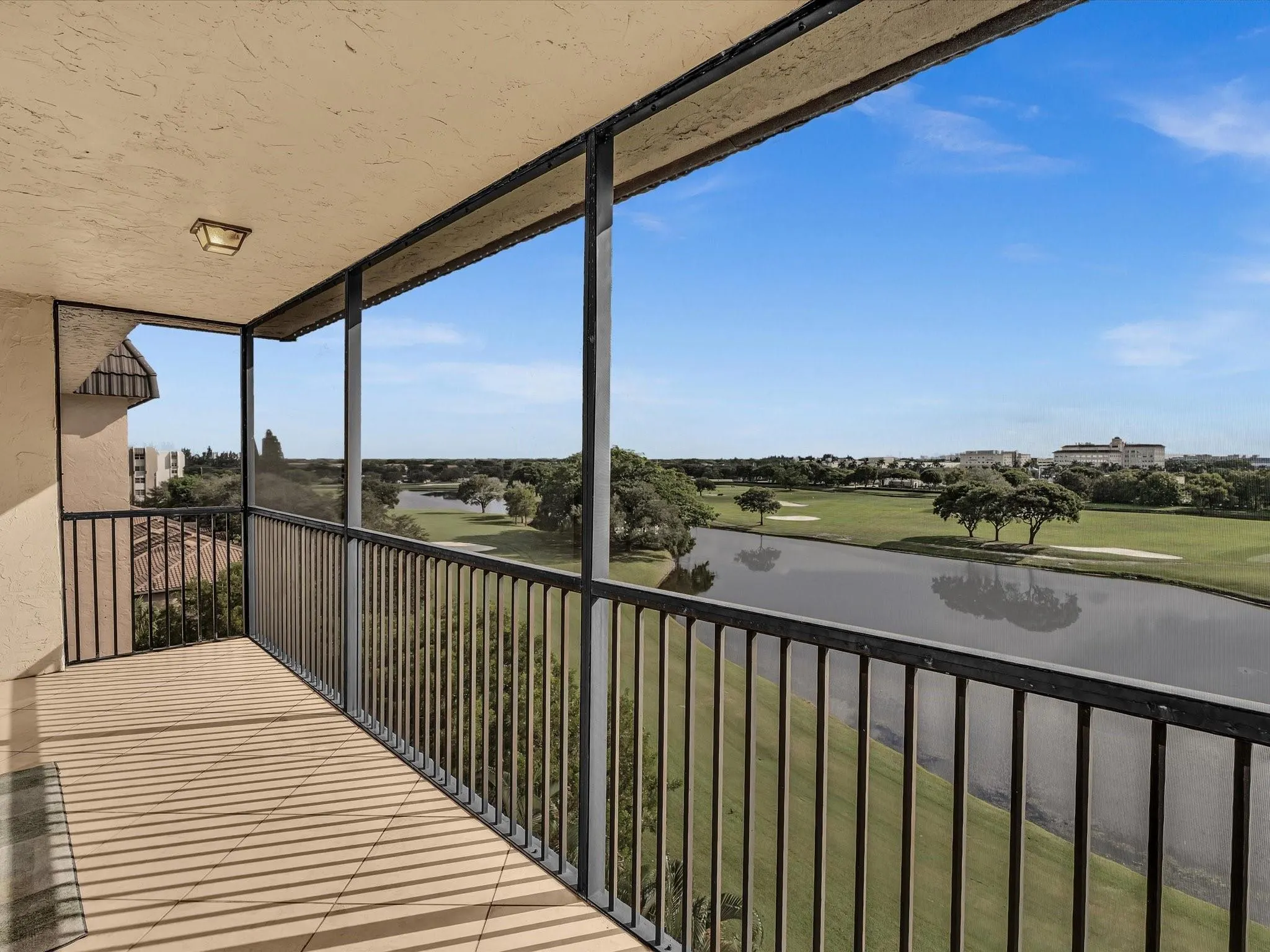 3300 W Rolling Hills Cir, #705