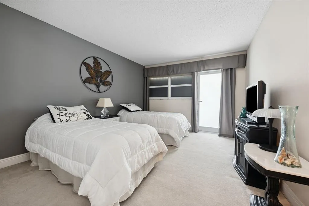 328 N OCEAN BLVD, #1007