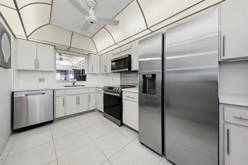 328 N OCEAN BLVD, #1007
