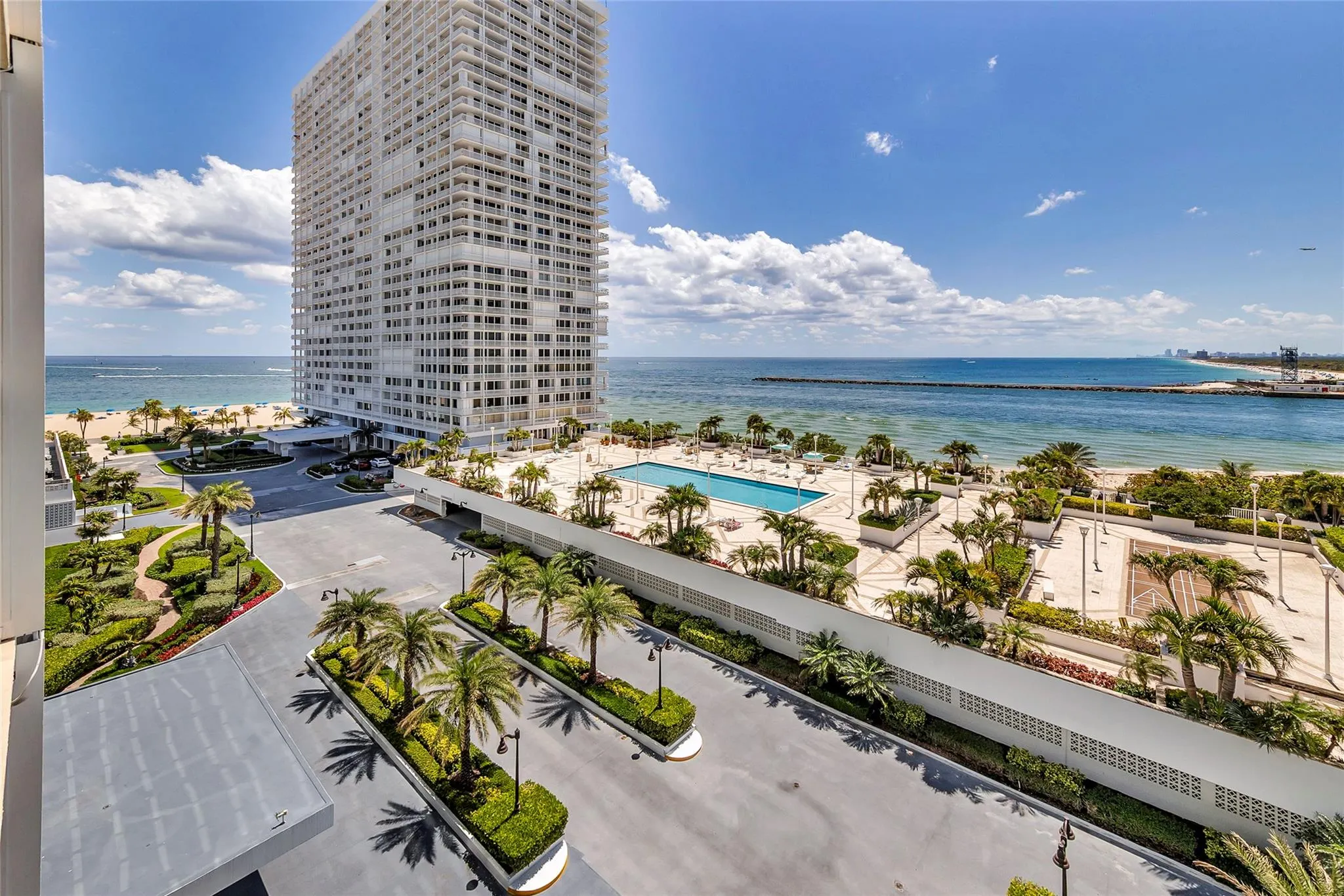 2100 S Ocean Ln, #604