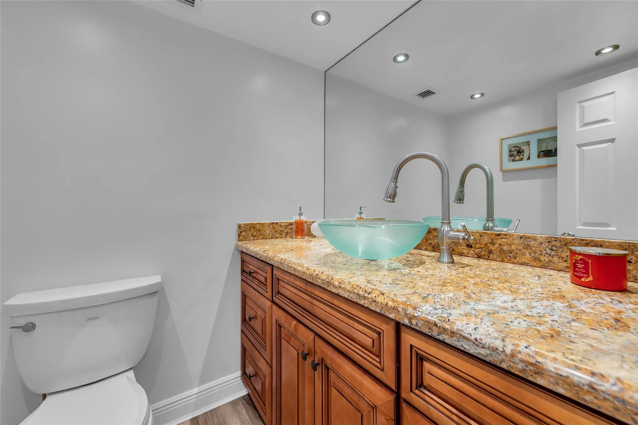 2100 S Ocean Ln, #604