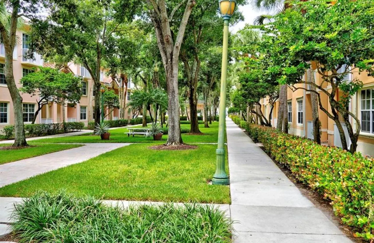 4784 S Central Boulevard, #22