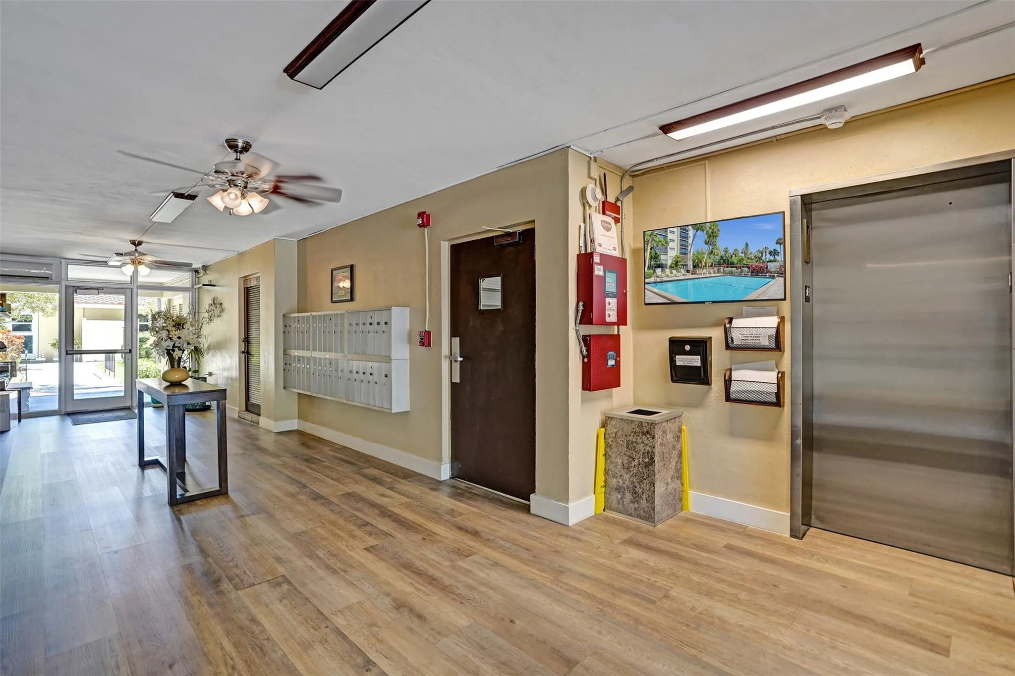 2350 NE 14th Street Cswy, #203