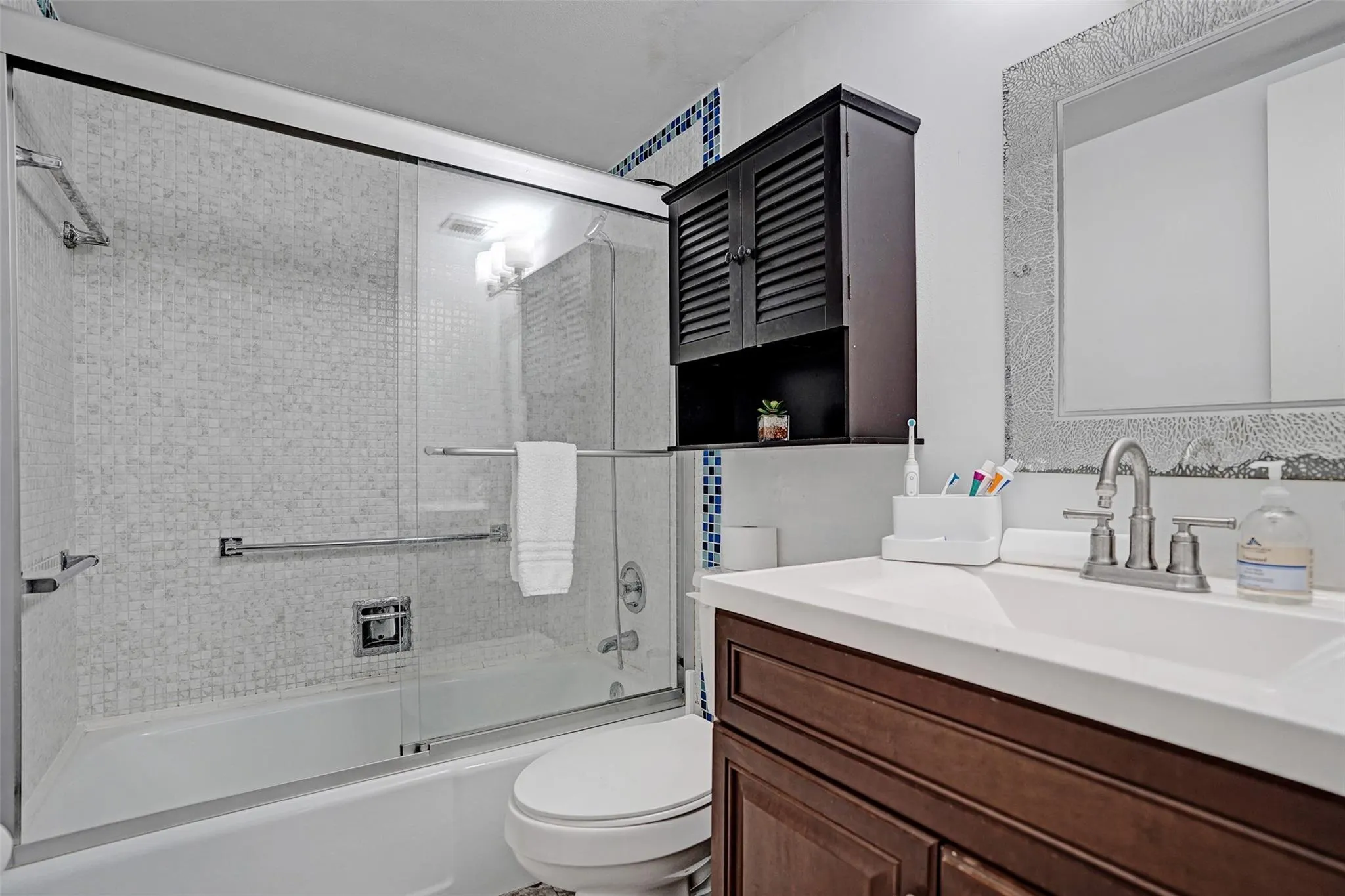 2350 NE 14th Street Cswy, #203