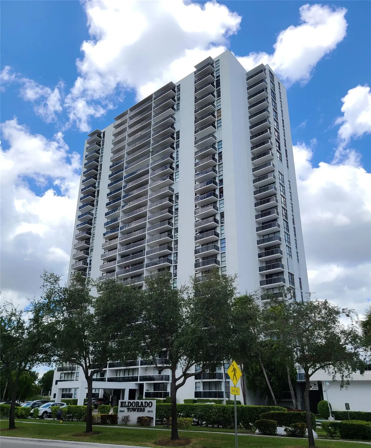 3625 N Country Club Dr, #1208