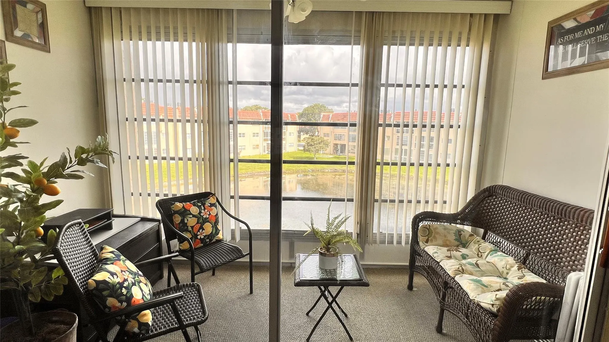 8901 Sunrise Lakes Blvd, #307