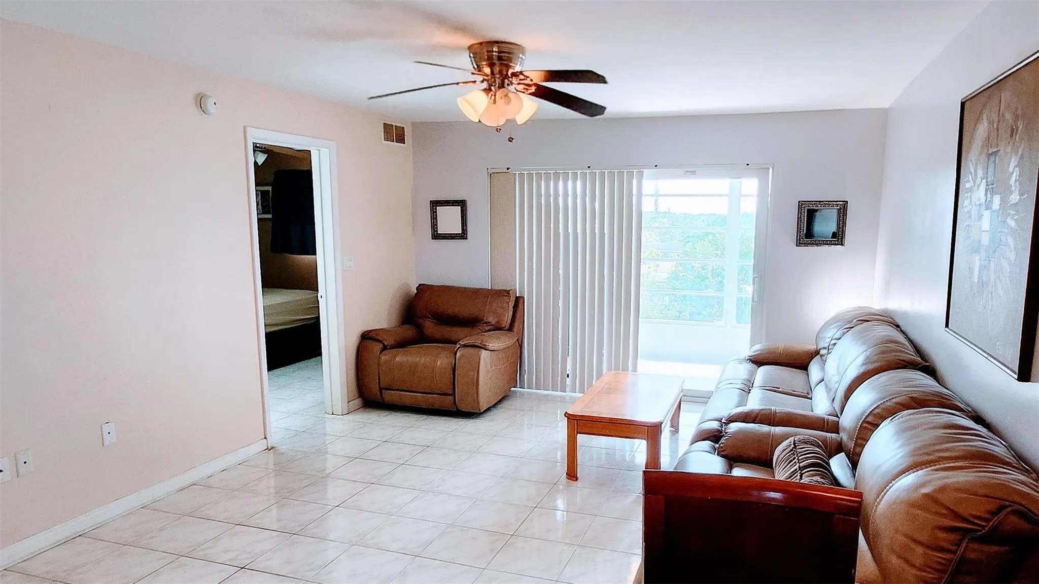 2721 N Pine Island Rd, #309