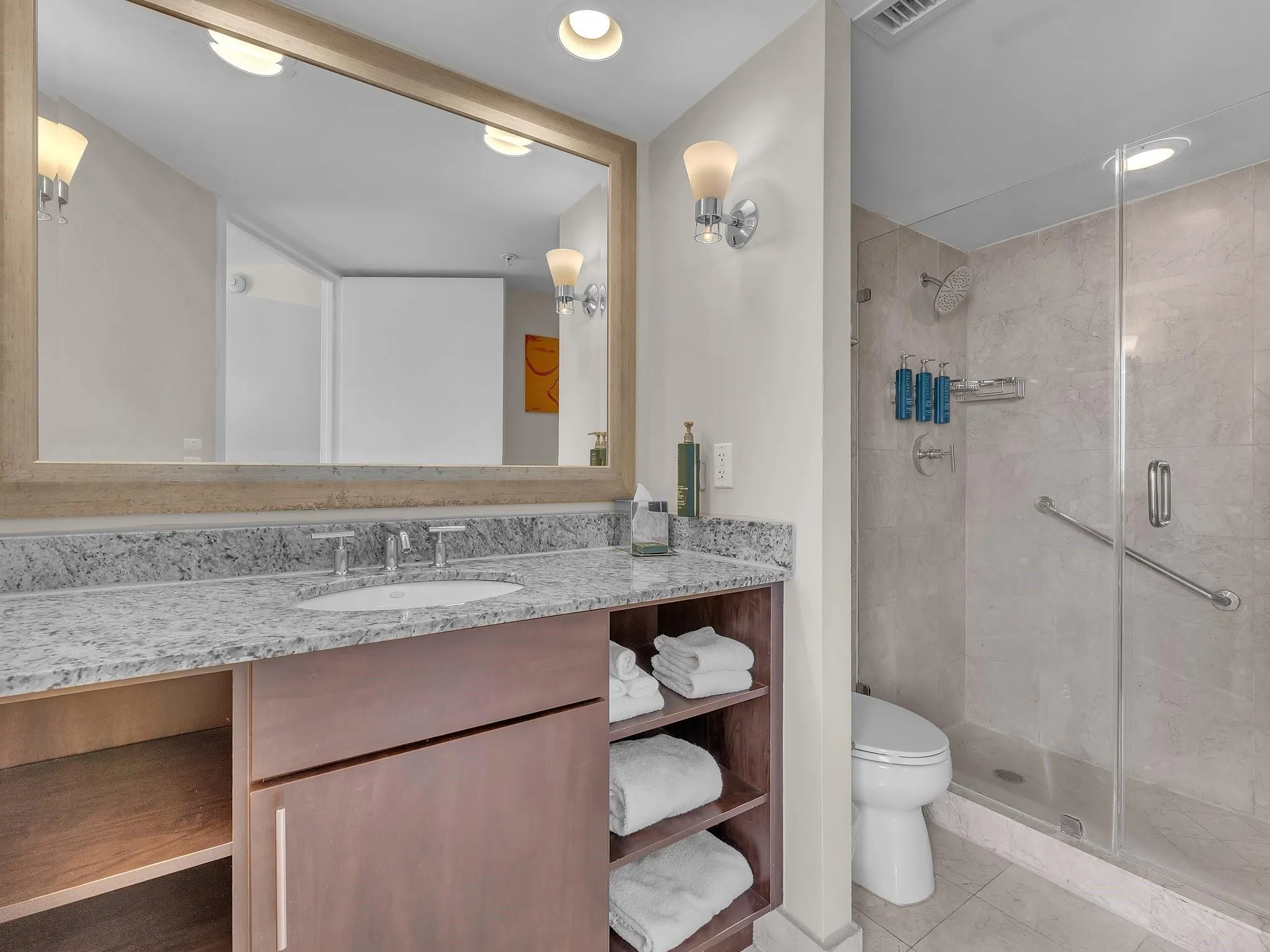 2670 E Sunrise Blvd, #922
