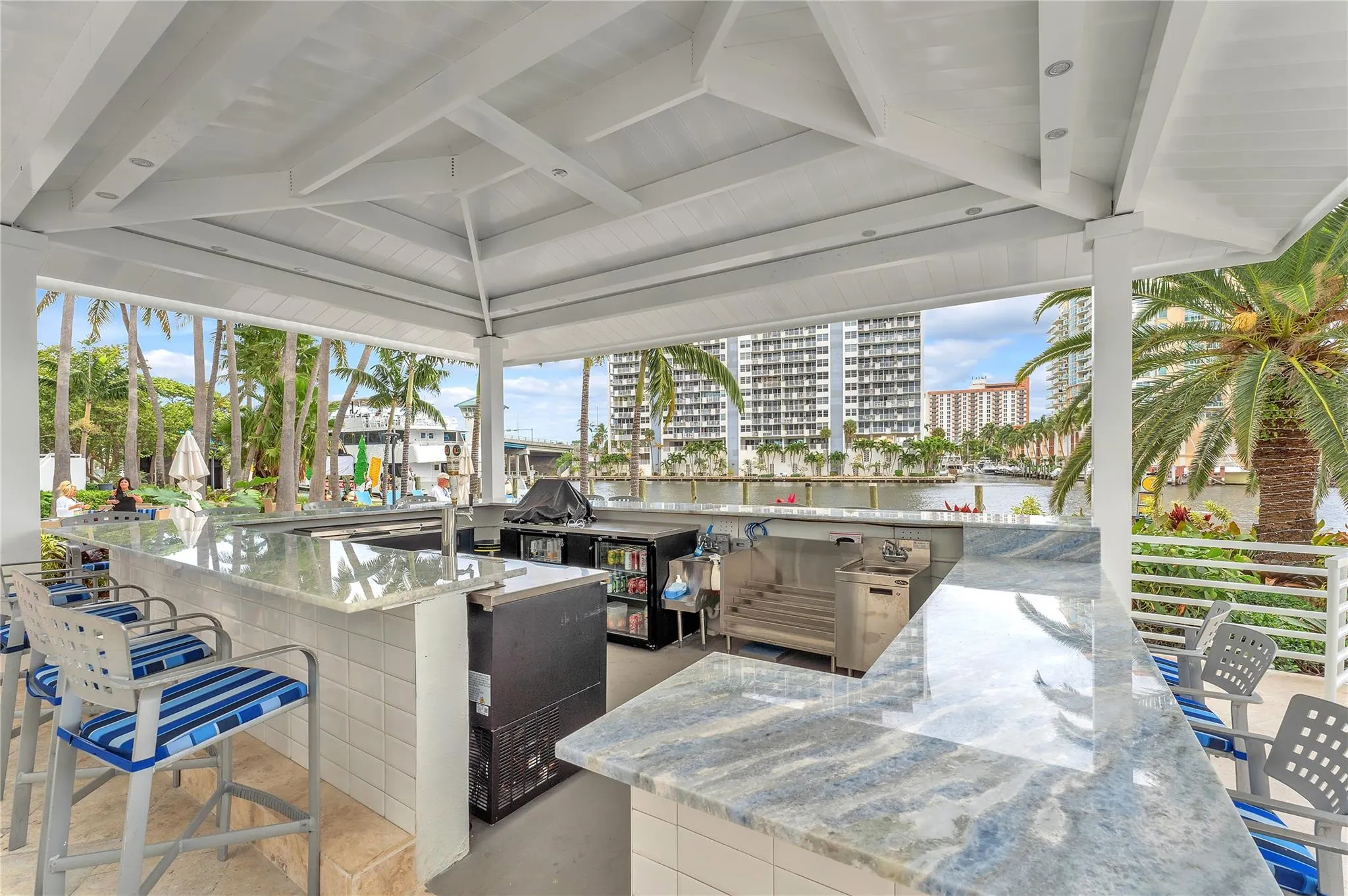 2670 E Sunrise Blvd, #922