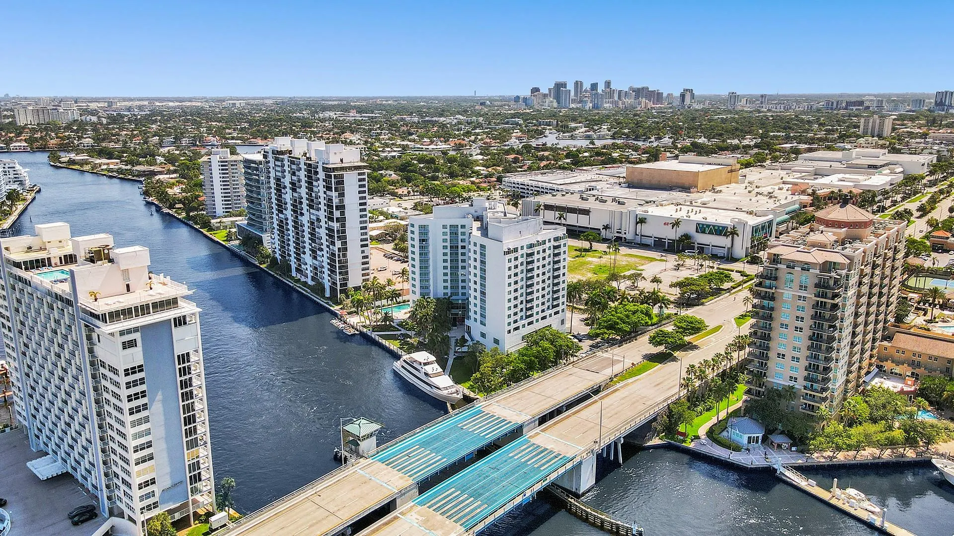 2670 E Sunrise Blvd, #922