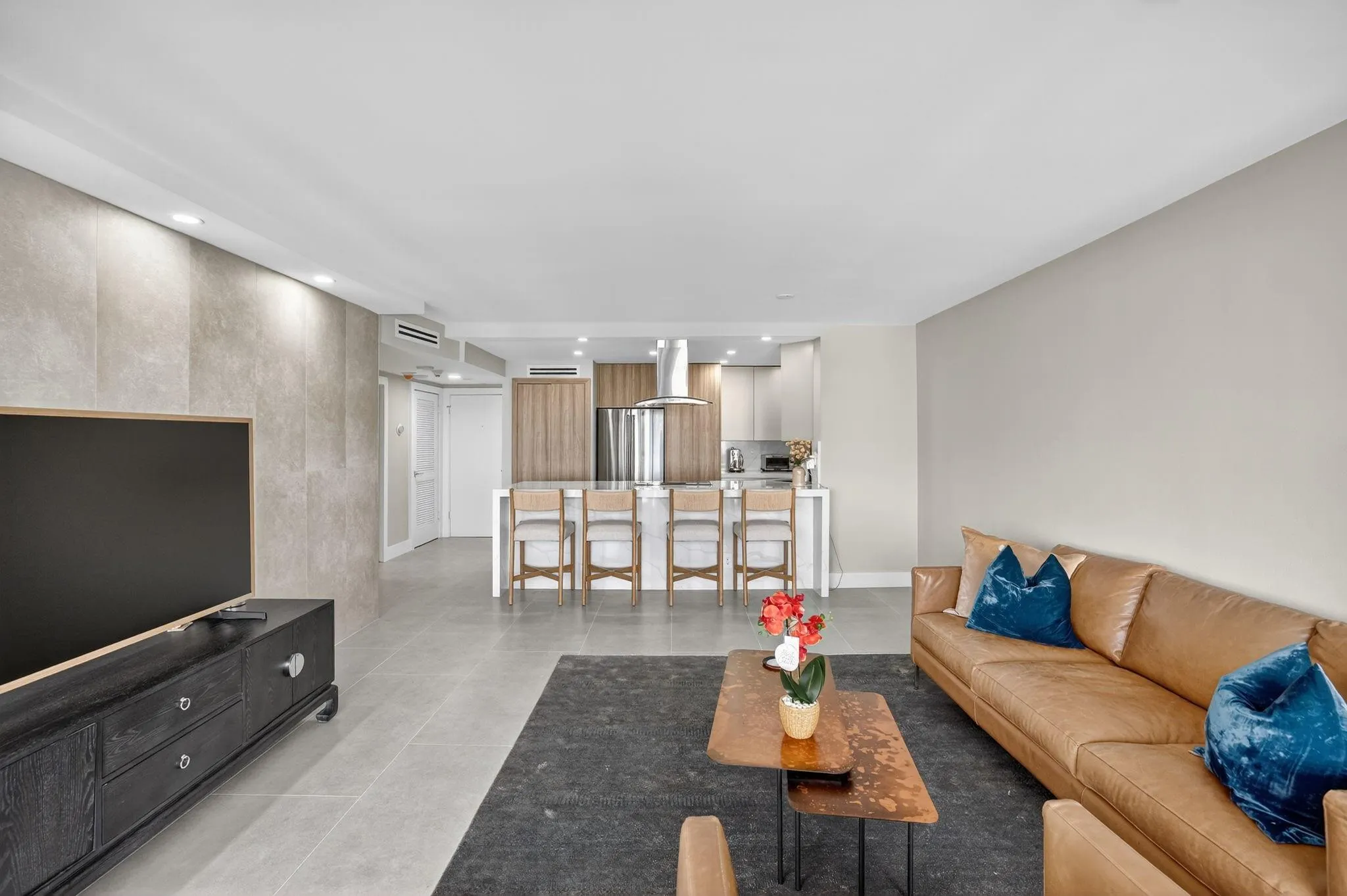 2100 S Ocean Drive, #15E