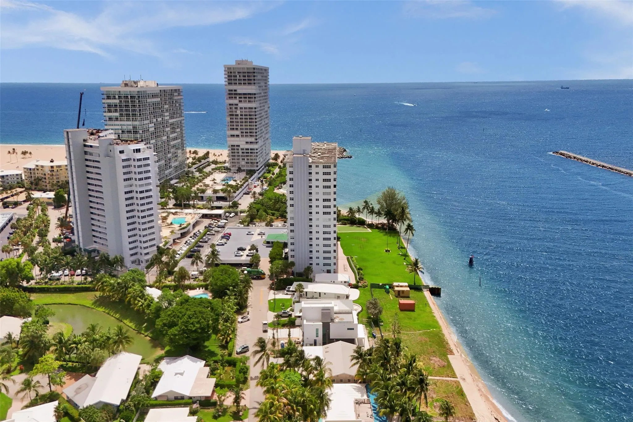 2100 S Ocean Drive, #15E