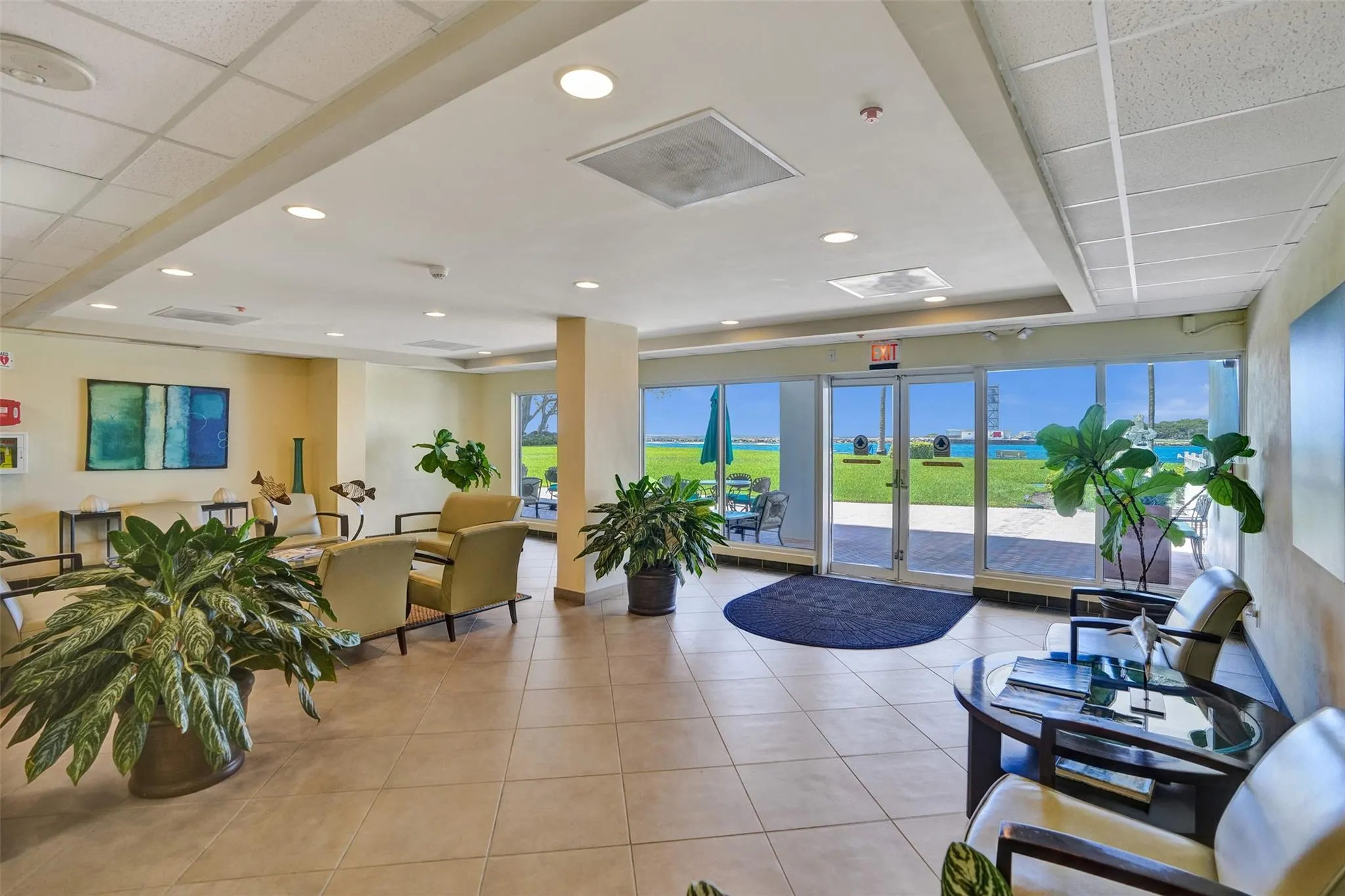 2100 S Ocean Drive, #15E