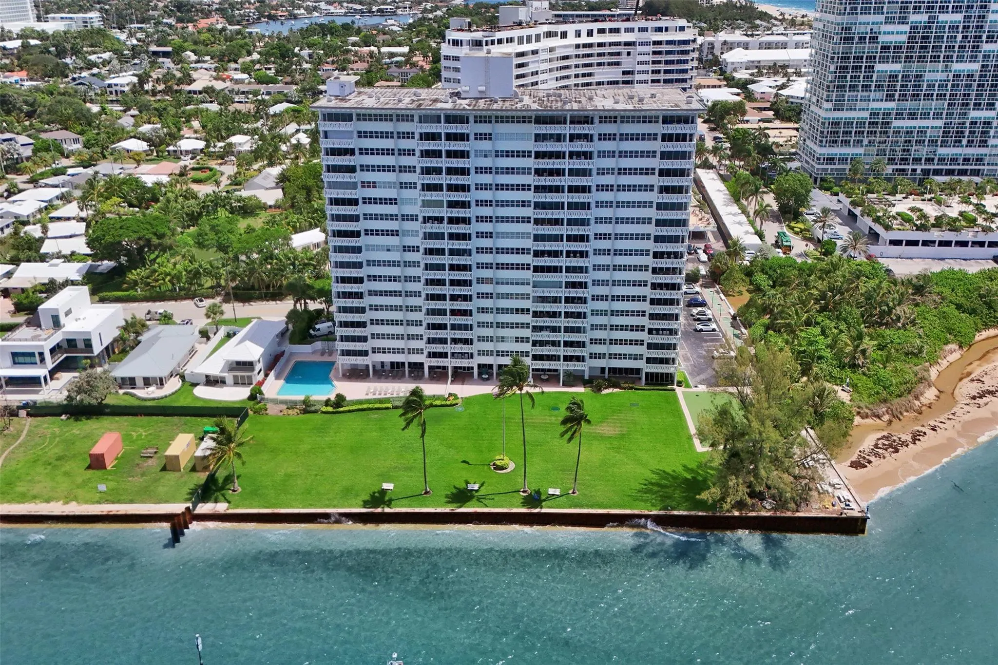 2100 S Ocean Drive, #15E