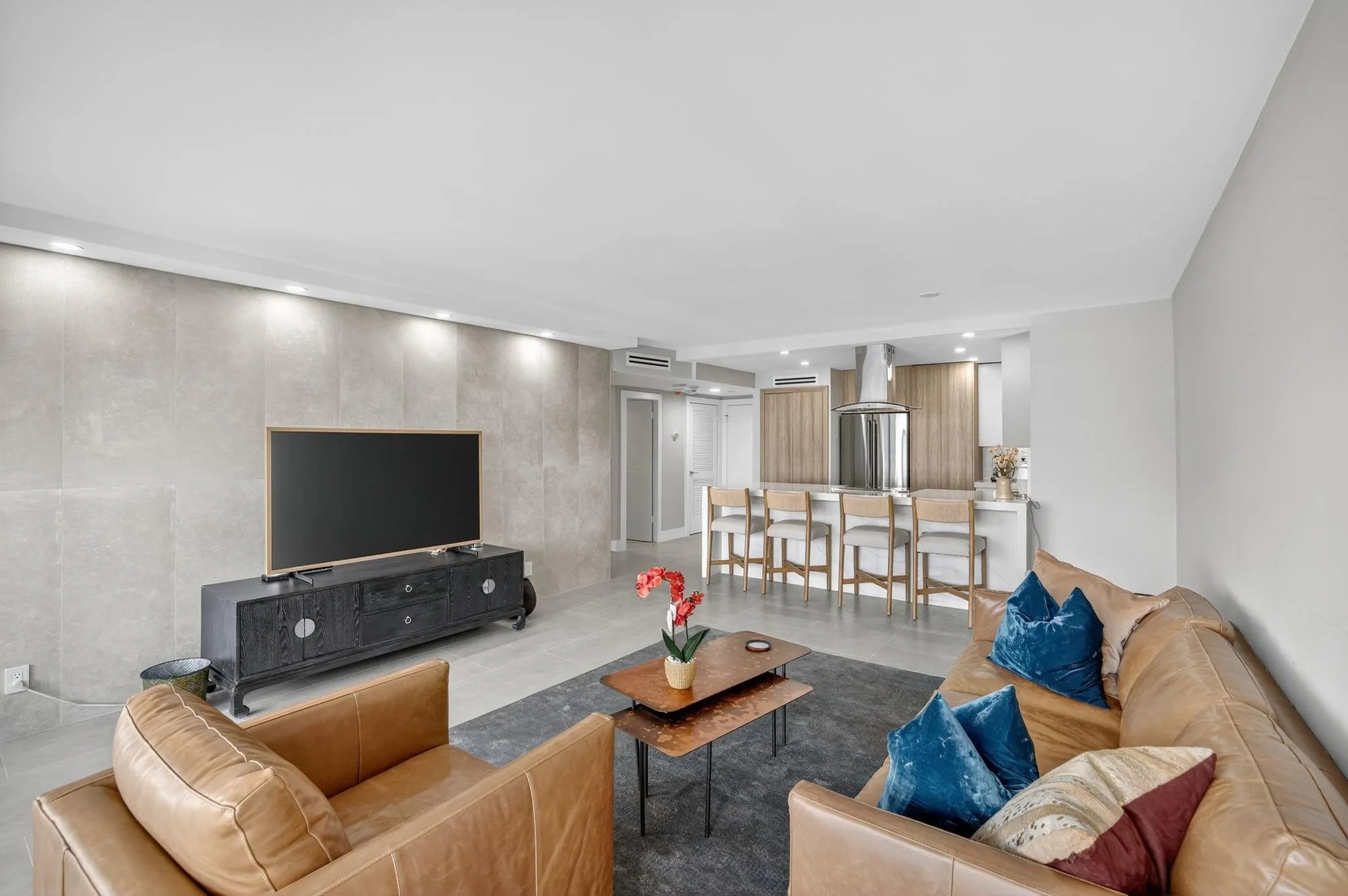 2100 S Ocean Drive, #15E